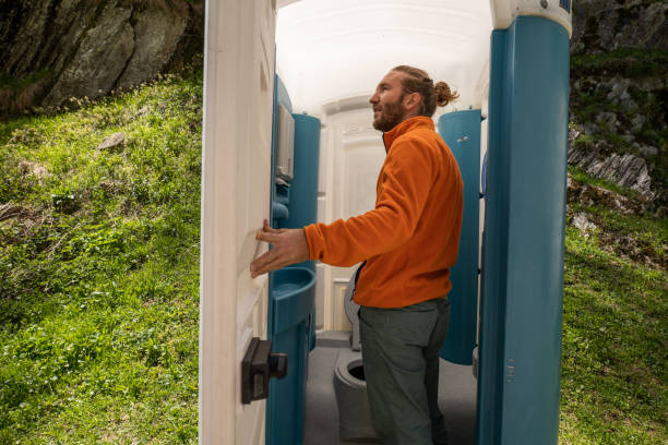 Portable Toilet Options We Offer in Lincolnshire, IL
