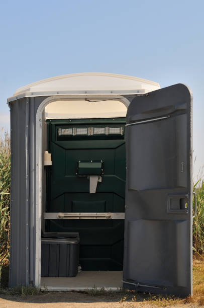 Portable bathroom rental in Lincolnshire, IL