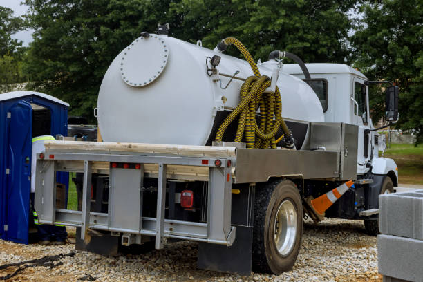Best Porta potty delivery and setup  in Lincolnshire, IL